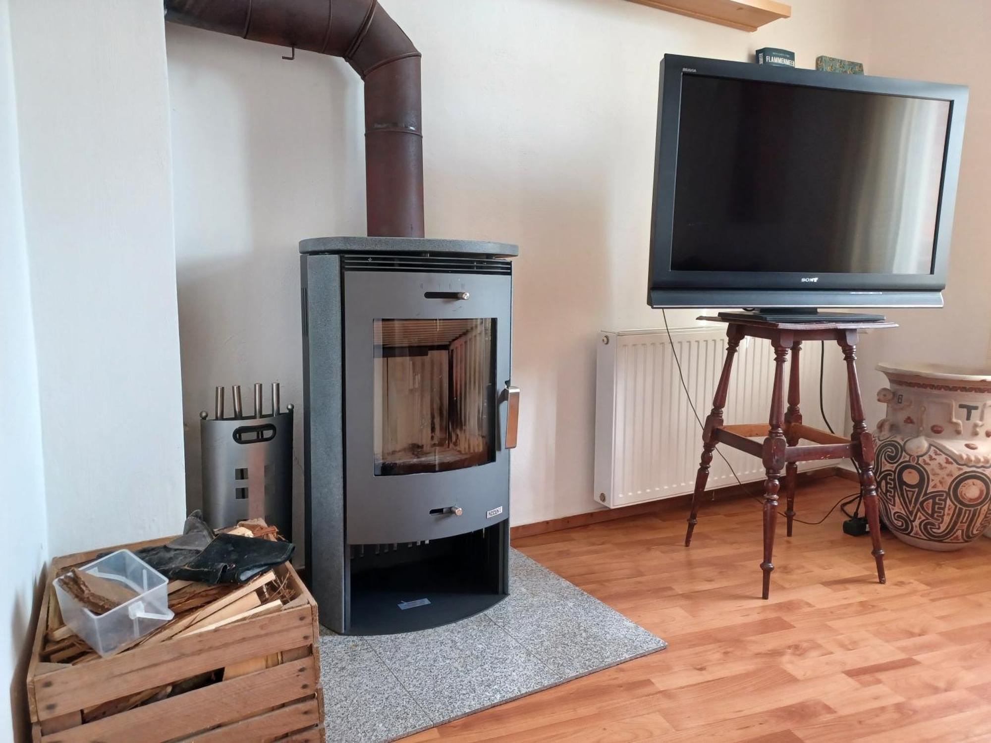 Ehemalige Bibliothek Apartment Fuer 2 Mit Kueche Kamin Netflix Parken Und Hofladen Steinhofel Eksteriør bilde